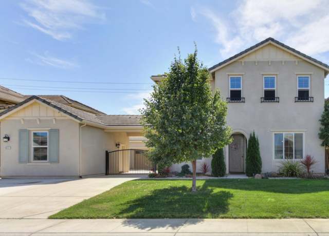 Property at 8612 Vizela Way, Elk Grove, CA 95757, 5 beds, 4.5 baths