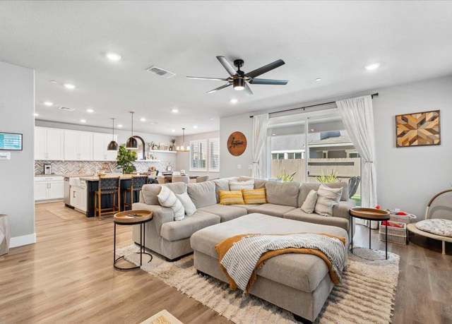 Property at 10086 Sea Turtle St, Elk Grove, CA 95757, 5 beds, 3 baths