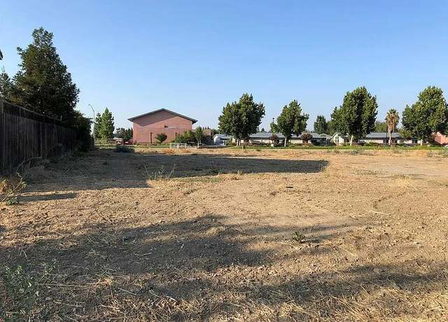 Property at 426 Darlene Ln, Tracy, CA 95377