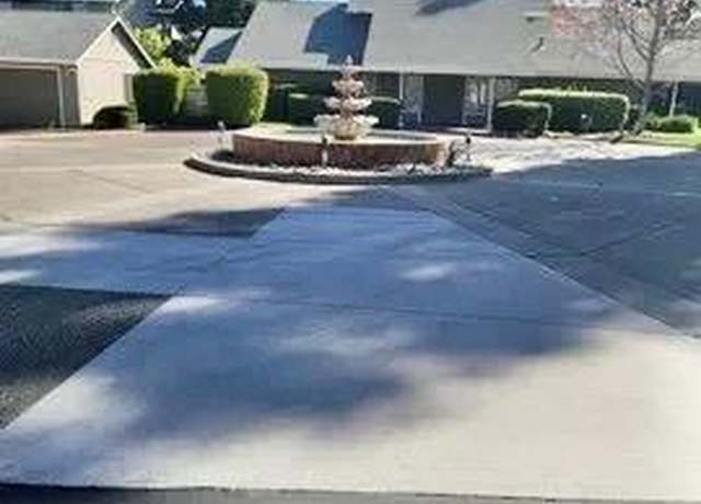Property at 8080 Briar Ridge Ln, Citrus Heights, CA 95610, 2 beds, 2.5 baths