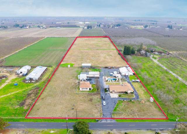 Property at 4460 Mountain View Rd, Hughson, CA 95326, 3 beds, 3.5 baths