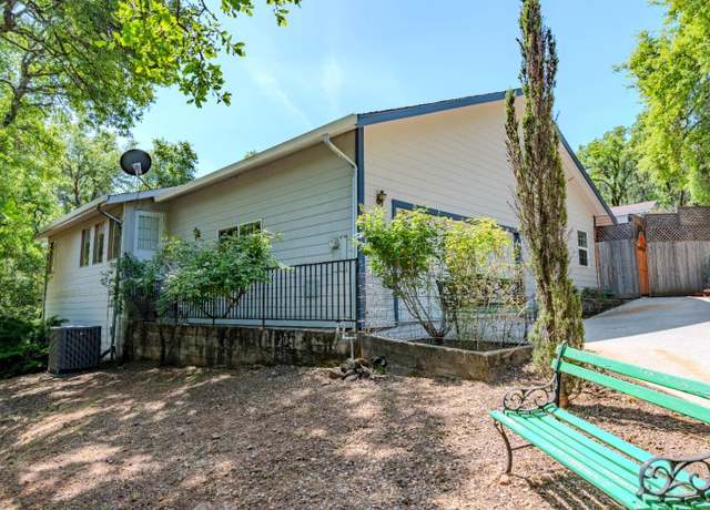 Property at 12501 Wolf Rd, Grass Valley, CA 95949, 3 beds, 2 baths