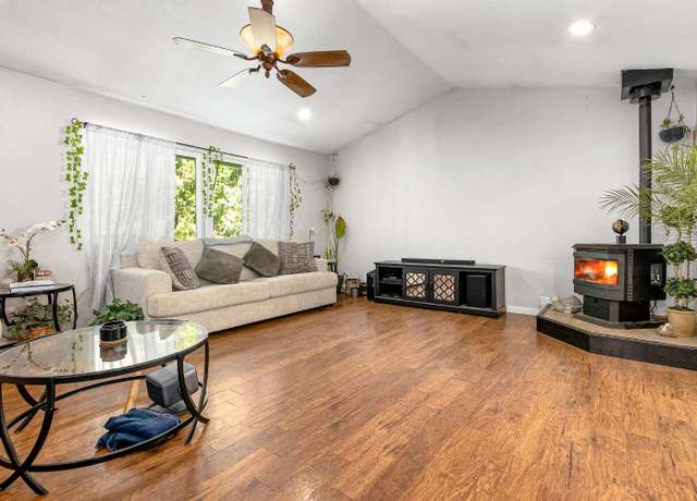 Property at 5681 Manx, Pollock Pines, CA 95726, 3 beds, 2.5 baths