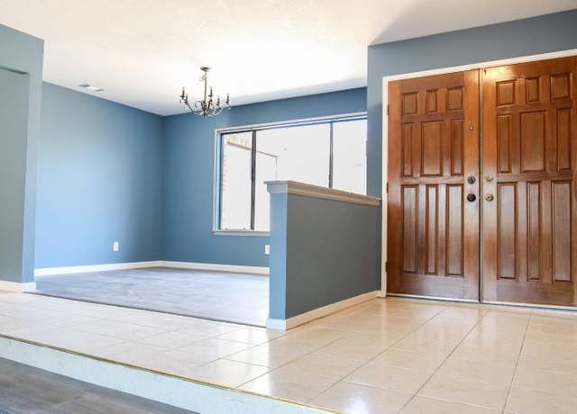 Property at 3522 Chatsworth Ct, Stockton, CA 95209, 3 beds, 2 baths