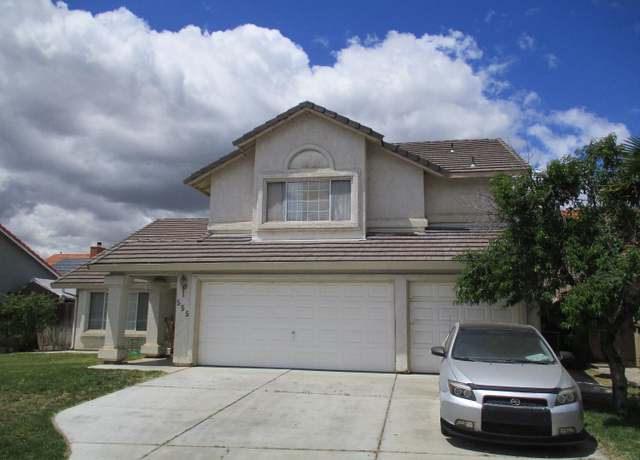 Property at 555 Cabernet St, Los Banos, CA 93635, 4 beds, 3 baths