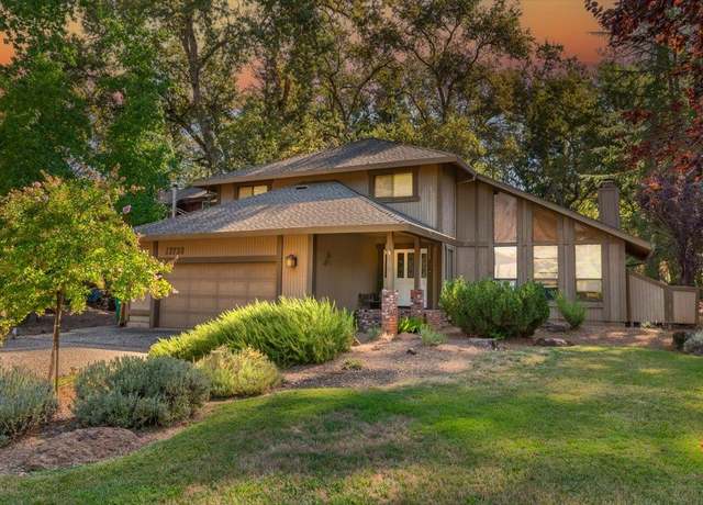 Property at 13730 Strawberry Cir, Penn Valley, CA 95946, 3 beds, 2.5 baths