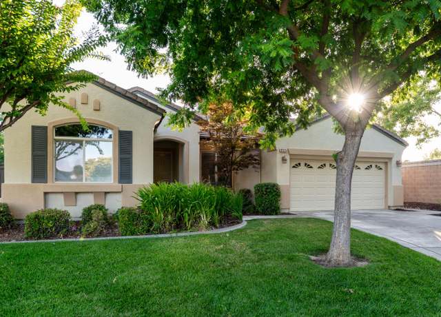 Property at 9525 Emerald Cove Ln, Elk Grove, CA 95758, 2 beds, 2 baths