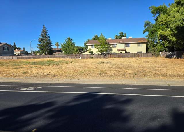 Property at 579 F St, Waterford, CA 95386