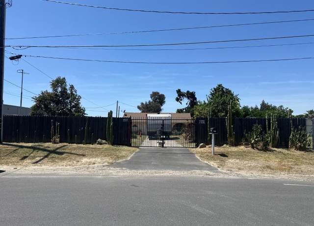 Property at 1717 Midway Ave, Modesto, CA 95358, 2 beds, 2 baths