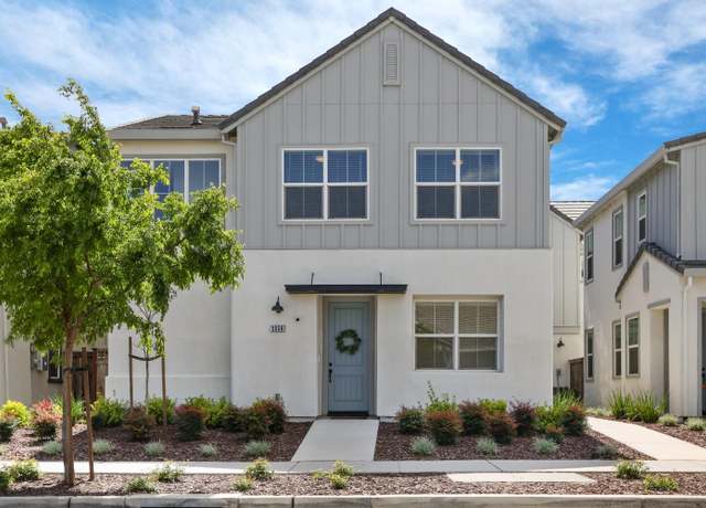 Property at 2356 Garden Farms Ave, Lathrop, CA 95330, 4 beds, 3 baths