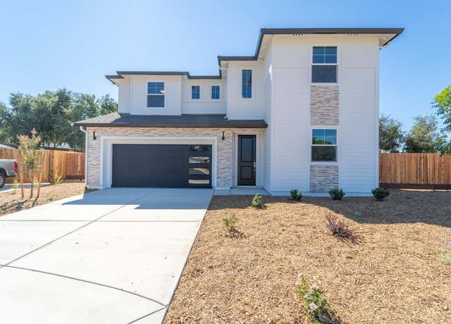 Property at 932 Tiffani Ct, Oakdale, CA 95361, 6 beds, 4 baths