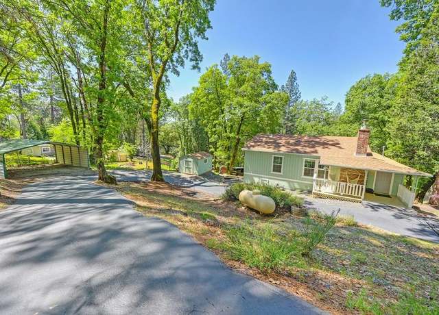 Property at 14492 Meadow Dr, Grass Valley, CA 95945, 3 beds, 2 baths