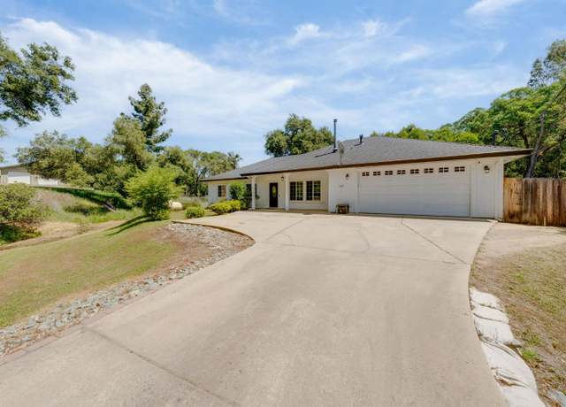 Property at 7265 Baldwin St, Valley Springs, CA 95252, 3 beds, 2 baths