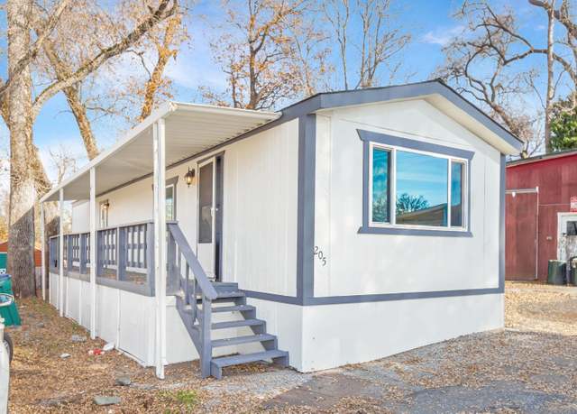 Property at 205 Robin St, Penn Valley, CA 95946, 2 beds, 1 bath
