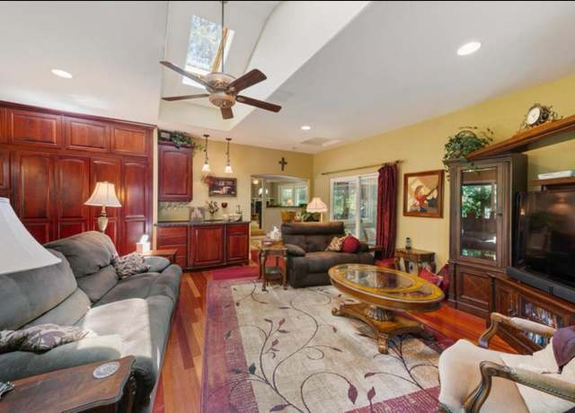 Property at 14207 Tim Burr Ln, Grass Valley, CA 95945, 3 beds, 2 baths