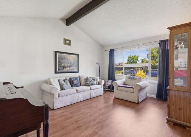 Property at 1834 Oak Bluff Way, Sacramento, CA 95833, 3 beds, 2 baths