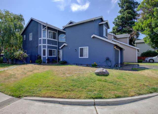 Property at 1384 Crestwood Ave, Manteca, CA 95336, 3 beds, 2.5 baths