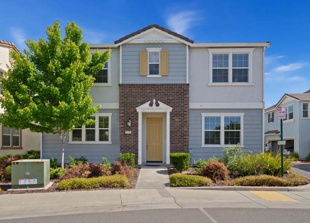 Property at 220 Colner Cir, Folsom, CA 95630, 3 beds, 2.5 baths