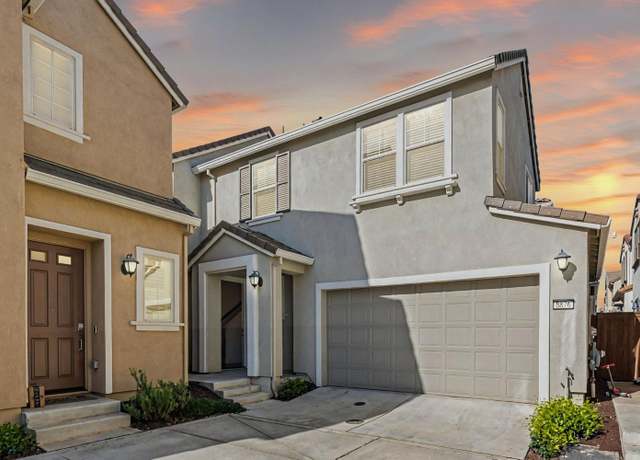 Property at 8876 Solo Way, Elk Grove, CA 95757, 5 beds, 3 baths