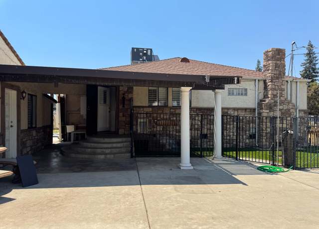 Property at 4741 W Mckinley Ave, Fresno, CA 93722, 3 beds, 2 baths