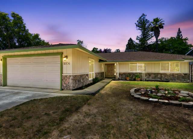 Property at 1604 Crestmont Ave, Roseville, CA 95661, 3 beds, 2 baths