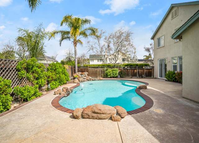 Property at 1307 Perry Ct, Tracy, CA 95377, 4 beds, 3 baths