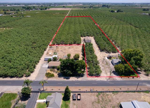 Property at 3030 Pioneer Rd, Hughson, CA 95326, 3 beds, 1 bath