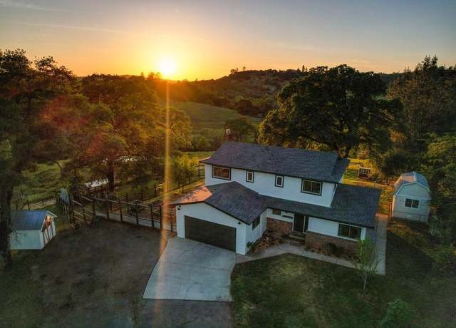 Property at 5215 Meadow View Ln, Auburn, CA 95602, 4 beds, 2.5 baths
