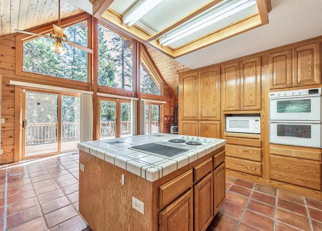 Property at 18008 N Mace Dr, Pioneer, CA 95666, 2 beds, 3.5 baths