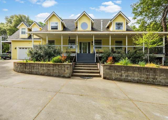 Property at 2000 Oak Knoll Ct, Placerville, CA 95667, 5 beds, 3 baths
