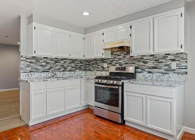 Property at 2030 E Grayson Rd #18, Ceres, CA 95307, 2 beds, 1 bath