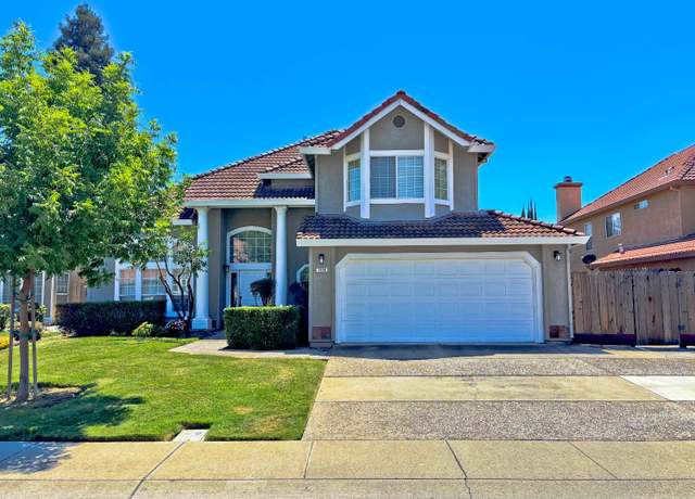 Property at 2008 Lakeview Ct, Modesto, CA 95355, 4 beds, 3 baths