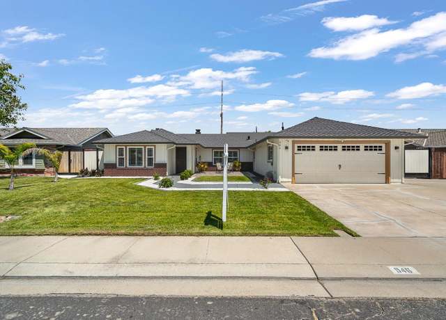 Property at 946 Foxfire Dr, Manteca, CA 95337, 3 beds, 2 baths