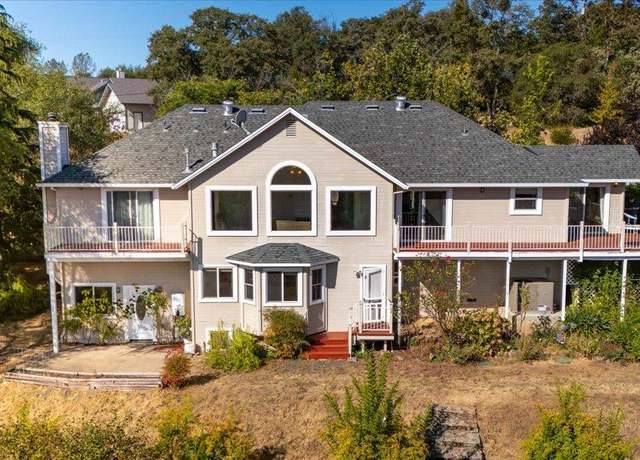 Property at 19100 W Ridge Dr, Penn Valley, CA 95946, 3 beds, 3 baths
