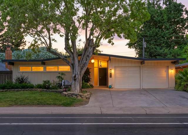 Property at 5013 Hemlock St, Sacramento, CA 95841, 3 beds, 2 baths
