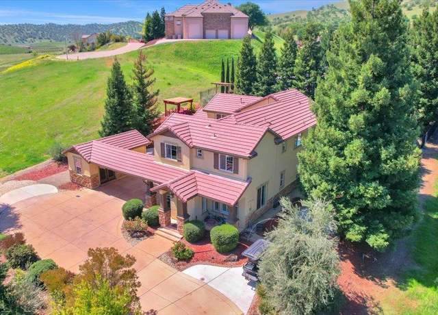 Property at 9140 Morton Davis Dr, Patterson, CA 95363, 4 beds, 3.5 baths