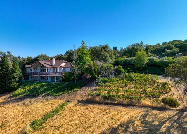 Property at 2233 Toscana Pl, Auburn, CA 95603, 4 beds, 3.5 baths
