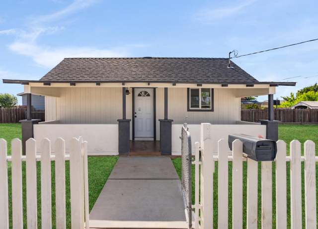 Property at 6301 Palmer Ave, Riverbank, CA 95367, 2 beds, 1 bath