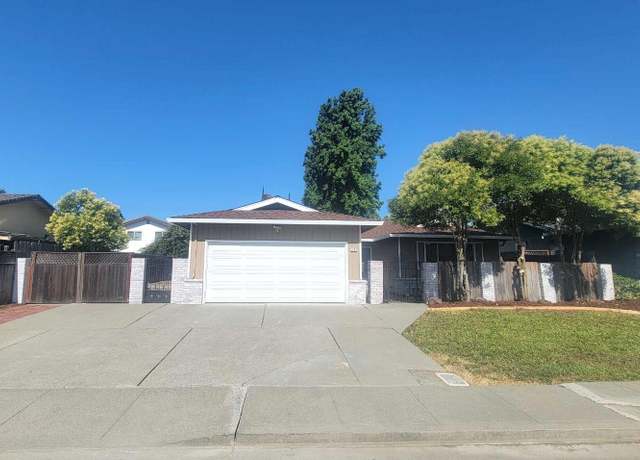 Property at 2207 Cunningham Dr, Fairfield, CA 94533, 4 beds, 2 baths