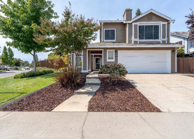 Property at 8220 Newbury Park Ct, Sacramento, CA 95828, 3 beds, 3 baths