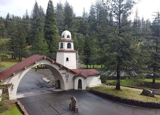 Property at 4650 Puerta Del Sol Rd, Camino, CA 95709