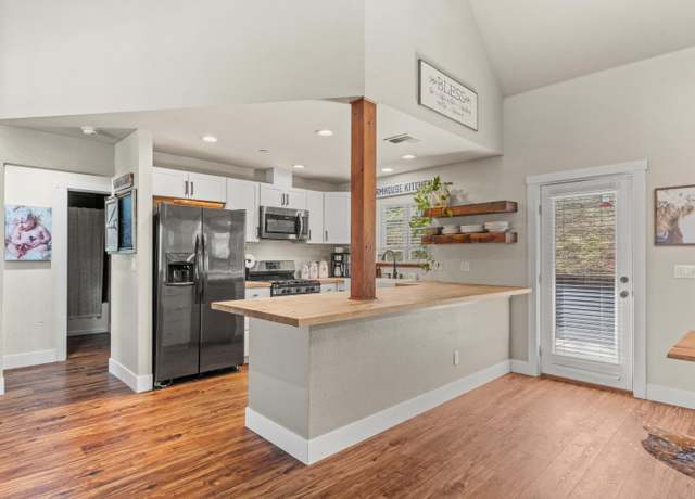 Property at 11293 Shadow Ln, Browns Valley, CA 95918, 3 beds, 3 baths