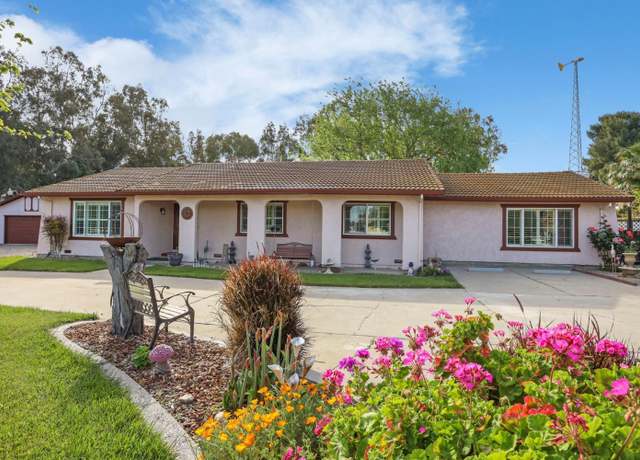 Property at 16258 Redondo Dr, Tracy, CA 95304, 8 beds, 5 baths