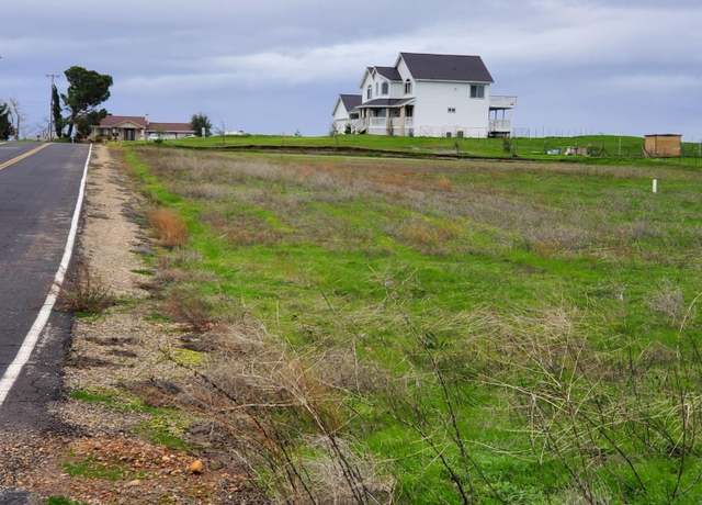 Property at 1916 Village Dr, Ione, CA 95640