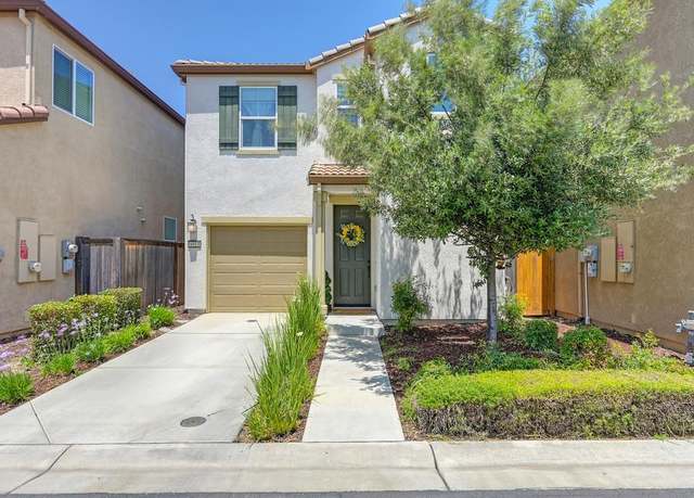 Property at 9913 Del Surf Ln, Elk Grove, CA 95757, 2 beds, 2.5 baths