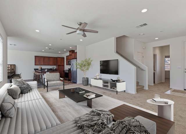 Property at 21248 Grapevine Dr, Patterson, CA 95363, 5 beds, 3 baths