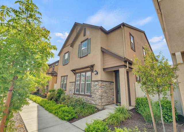 Property at 4017 Matterhorn Pl, Roseville, CA 95747, 4 beds, 3 baths