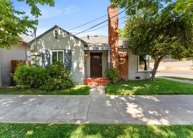 Property at 2400 27th St, Sacramento, CA 95818, 2 beds, 3 baths