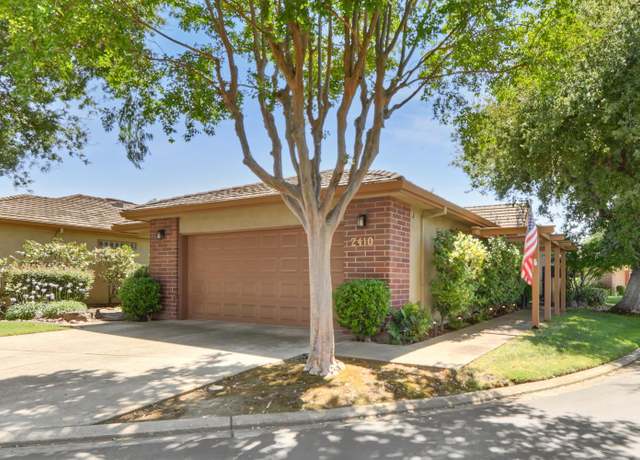 Property at 2410 Central Park Dr, Lodi, CA 95242, 2 beds, 2 baths