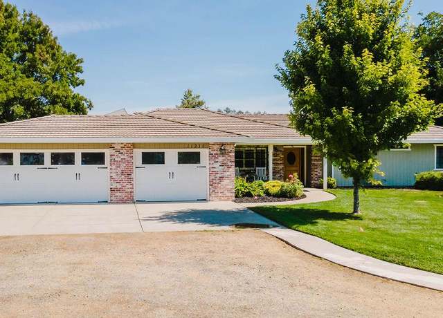Property at 11211 Boessow Rd, Galt, CA 95632, 4 beds, 2.5 baths